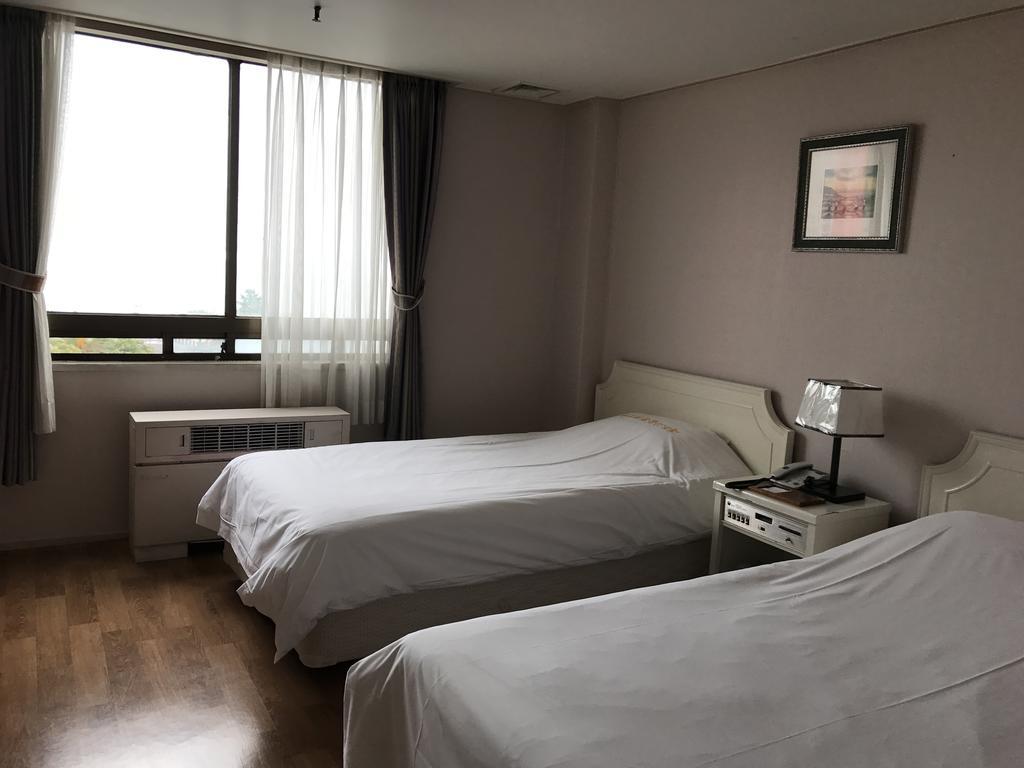 Jeju Seoul Tourist Hotel Екстериор снимка