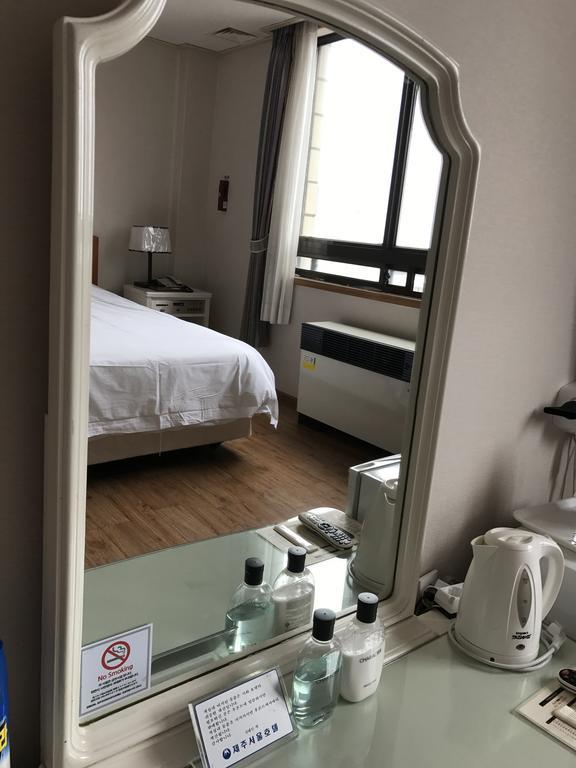 Jeju Seoul Tourist Hotel Екстериор снимка